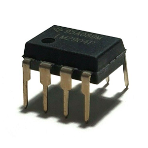 LM2904 Dual-Operational Amplifier